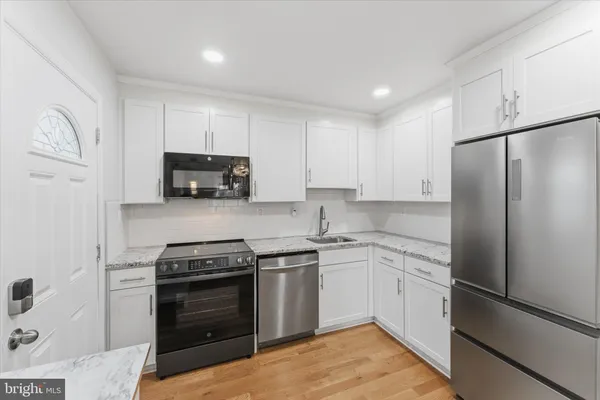 $620,000 | 6014 Ticonderoga Court, Burke, VA 22015