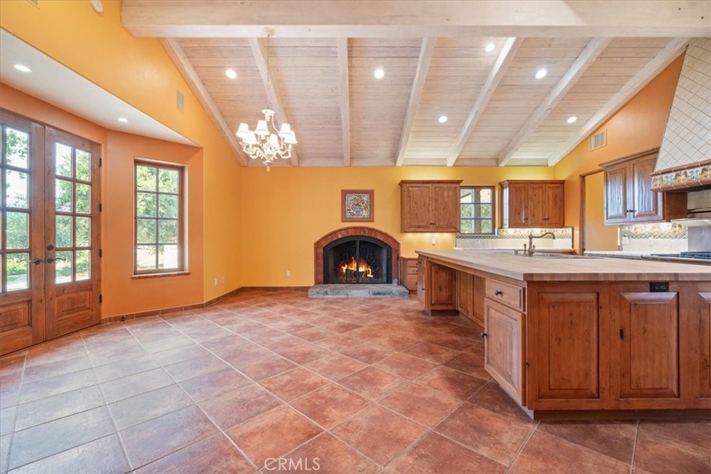 30718 Mesa Crest Road Valley Center, CA 92082 - Photo 15 of 50 Kitchen/Breakfast