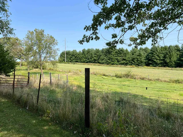 a view of outdoor space