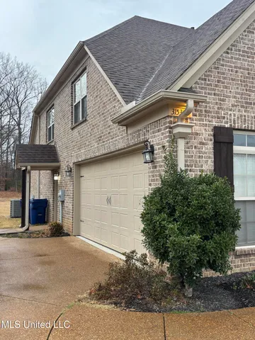 $2,495 | 3153 Fossil Hill Drive, Hernando, MS 38632