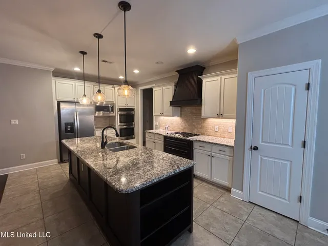 $2,495 | 3153 Fossil Hill Drive, Hernando, MS 38632