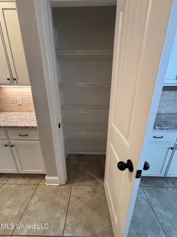 $2,495 | 3153 Fossil Hill Drive, Hernando, MS 38632