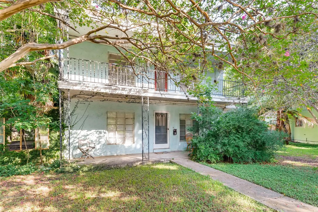 1301 Kirkwood Road Austin, TX 78722 - Photo 1 of 1