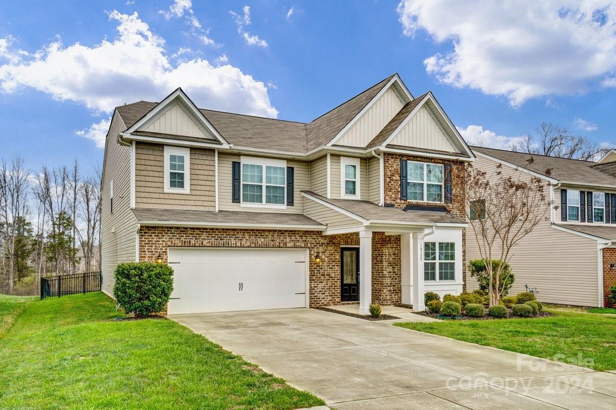 10325 Ebbets Road Charlotte, NC 28273 - Photo 3 of 40 Gallery Image 3