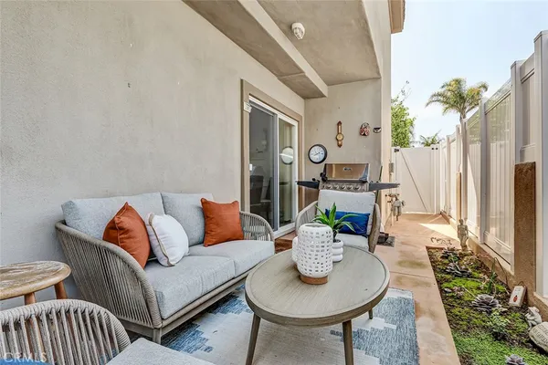 $1,799,000 | 2313 Nelson Avenue, Unit A, Redondo Beach, CA 90278