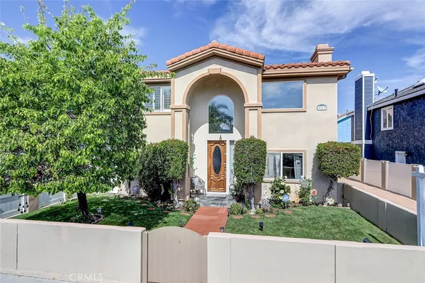 $1,799,000 | 2313 Nelson Avenue, Unit A, Redondo Beach, CA 90278