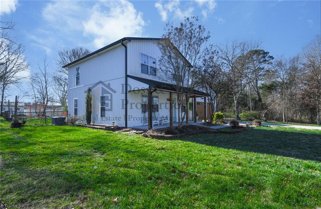 312 Ray Lanning Road Winston-Salem, NC 27107 - Photo 2 of 35