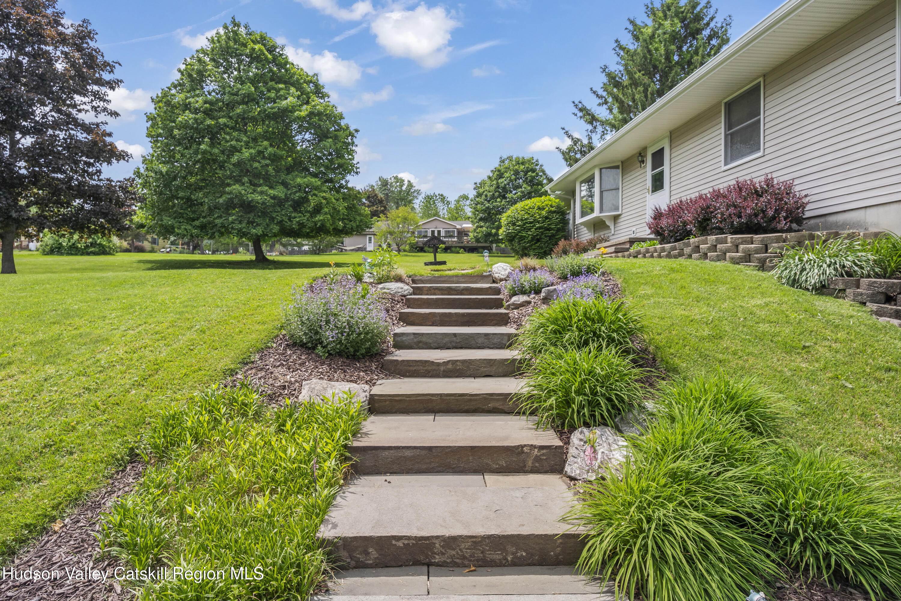 19 Viewmont Road Copake, NY 12516 - Photo 5 of 25 5 7Y3A9904