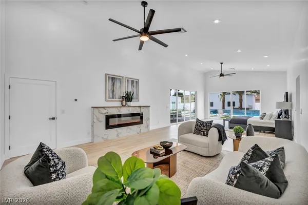 $10,000 | 3630 Tobias Lane, Las Vegas, NV 89120