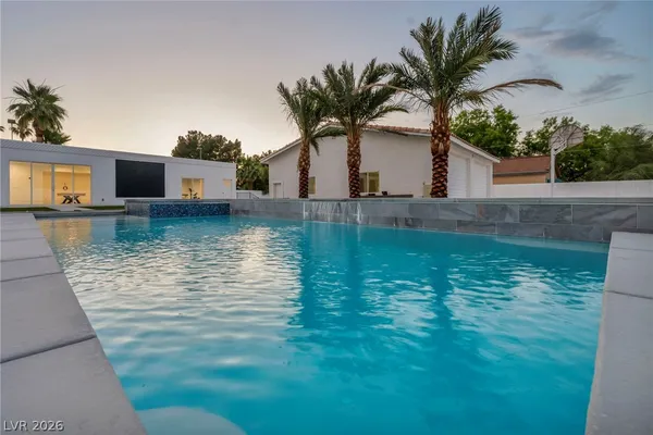 $10,000 | 3630 Tobias Lane, Las Vegas, NV 89120