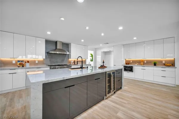 $10,000 | 3630 Tobias Lane, Las Vegas, NV 89120