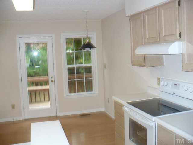 4424 Emmit Drive Raleigh, NC 27604 - Photo 7 of 10 Breakfast Area