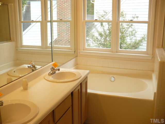 4424 Emmit Drive Raleigh, NC 27604 - Photo 10 of 10