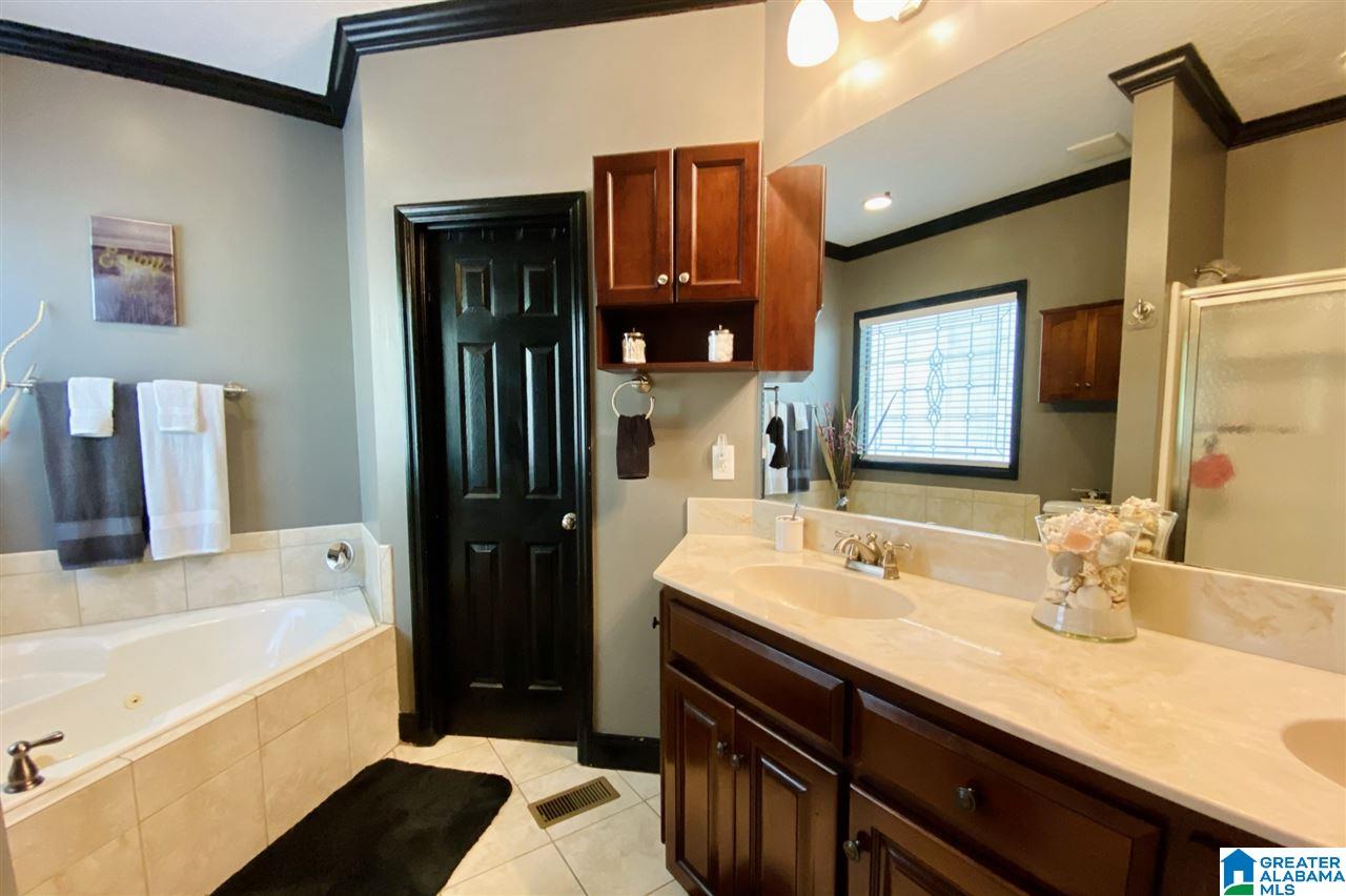 1298 Mohawk Cliff Road Ohatchee, AL 36271 - Photo 16 of 50