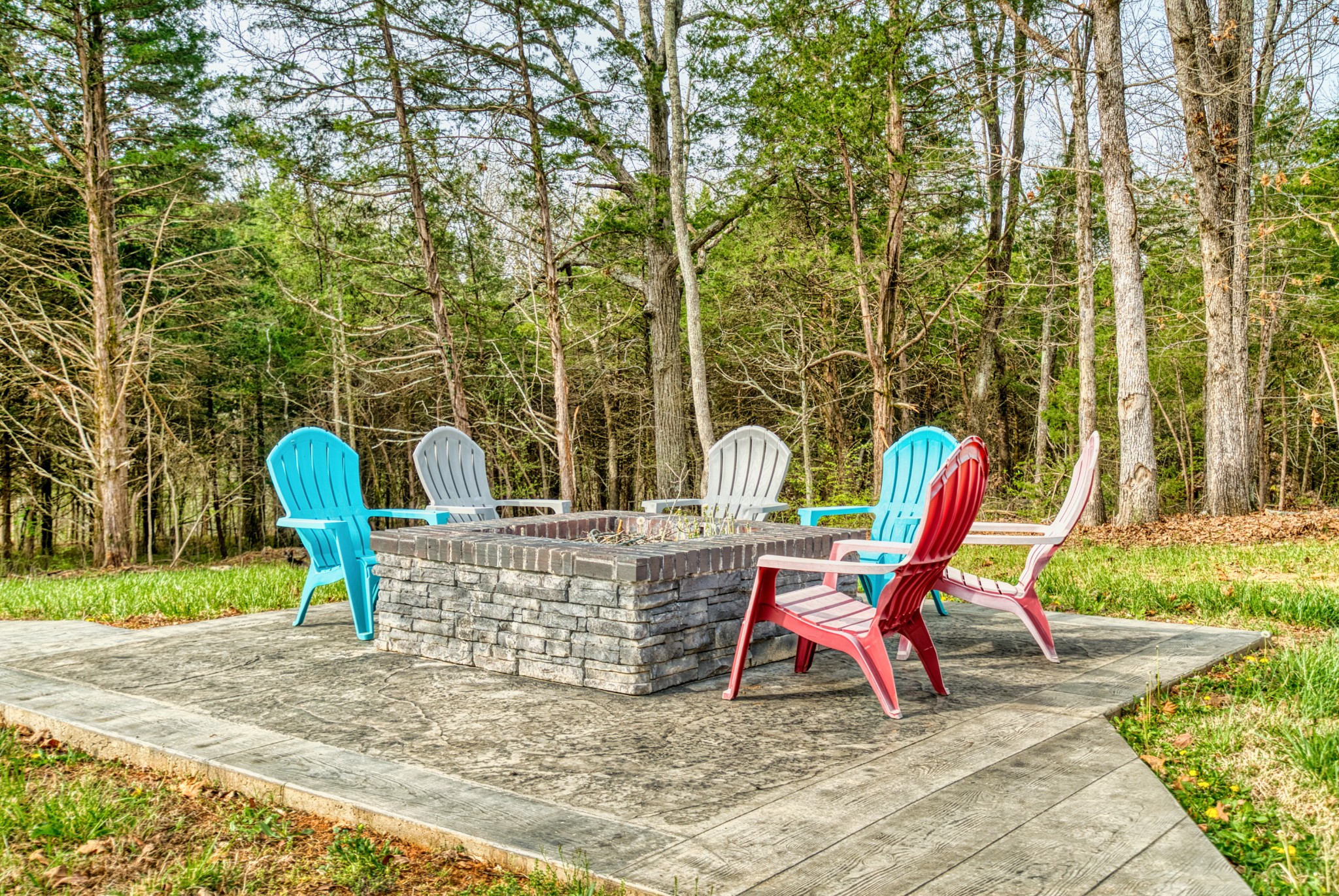 721 Spa Road Lewisburg, KY 42256 - Photo 22 of 56 a view of outdoor space with seating