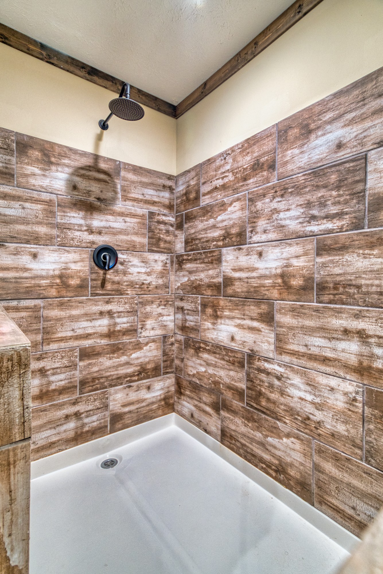 721 Spa Road Lewisburg, KY 42256 - Photo 44 of 56 a bathroom with a shower