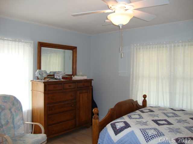 3962 Biggers Road Clover, SC 29710 - Photo 7 of 16