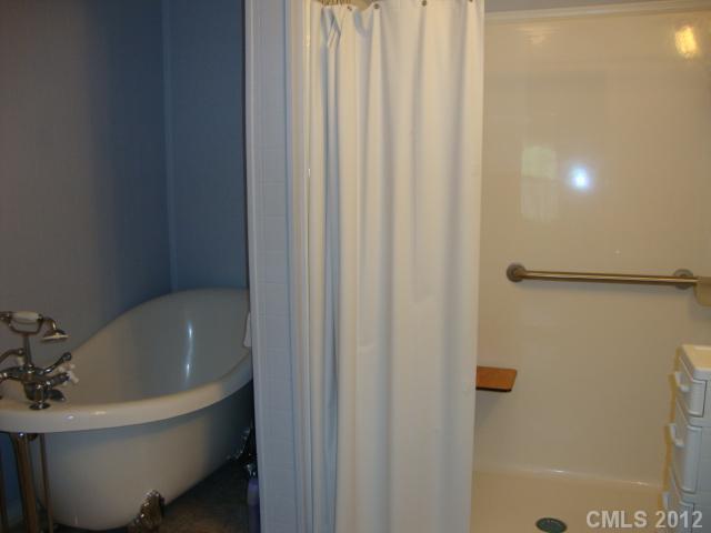 3962 Biggers Road Clover, SC 29710 - Photo 9 of 16