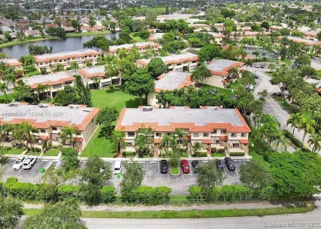 $375,000 | 8925 Springtree Lakes Drive, Sunrise, FL 33351