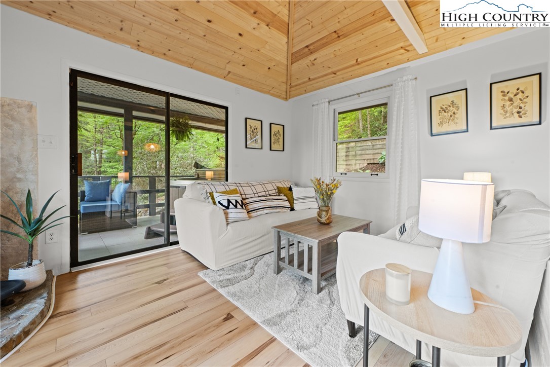 252 Hemlock Road Banner Elk, NC 28604 - Photo 15 of 50 Gallery Image 15