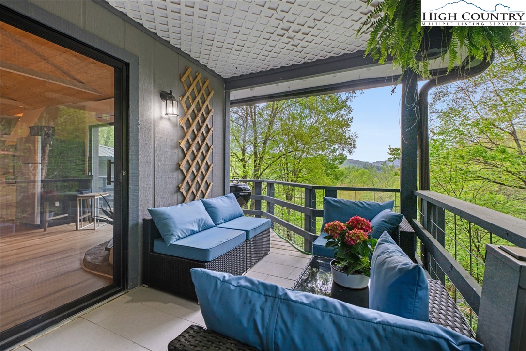 252 Hemlock Road Banner Elk, NC 28604 - Photo 16 of 50 Gallery Image 16