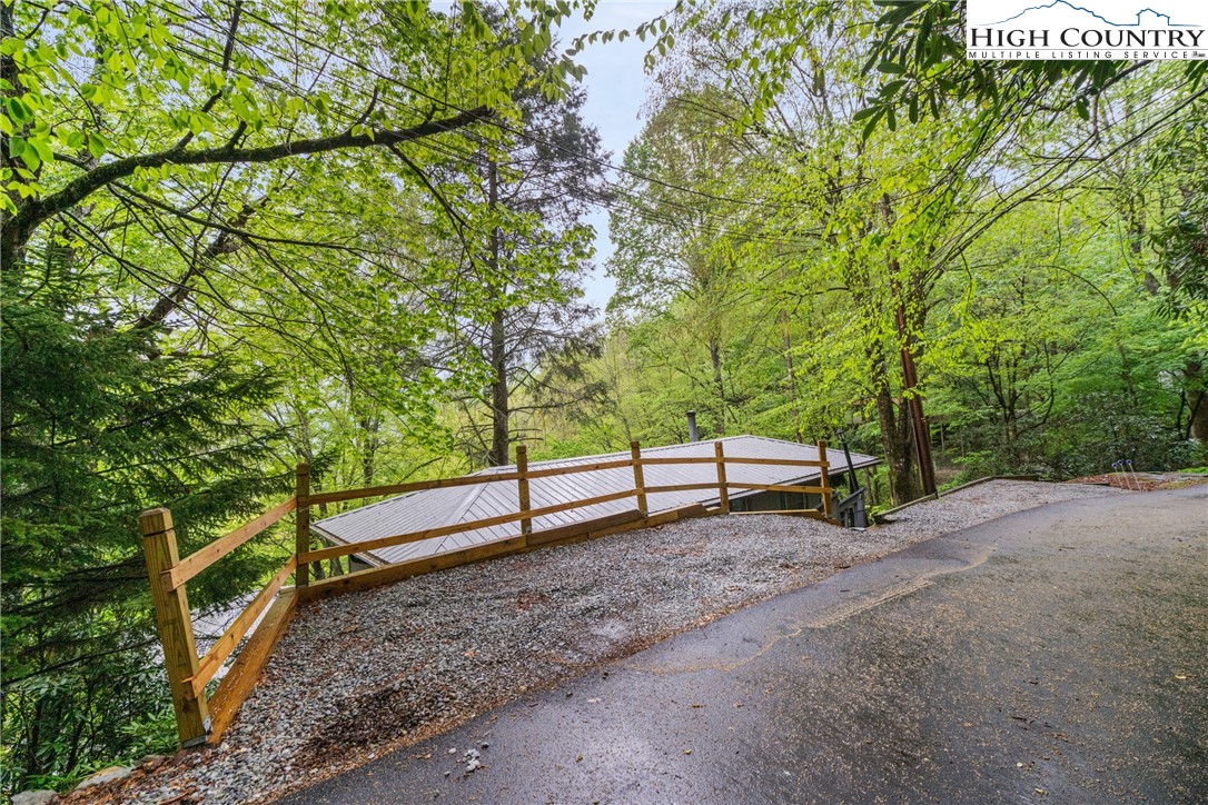 252 Hemlock Road Banner Elk, NC 28604 - Photo 44 of 50 Gallery Image 44