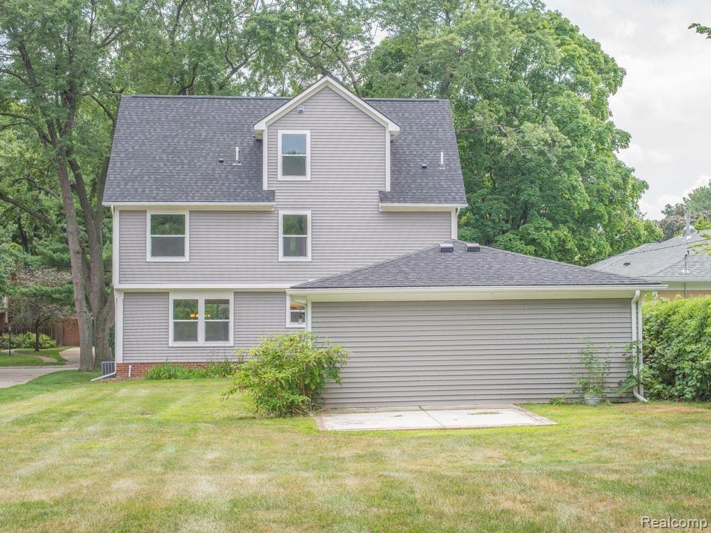 427 Woodside Road Royal Oak, MI 48073 - Photo 43 of 45 Backyard 1B.jpg