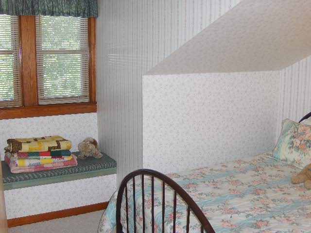 4049 Lakeshore Road Lexington, MI 48450 - Photo 9 of 23 31012533-8.JPG