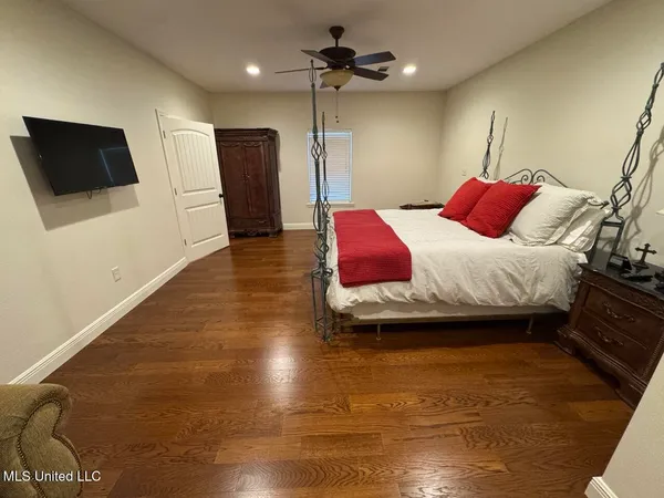 $1,199,000 | 5098 New Hope Road, Gloster, MS 39638