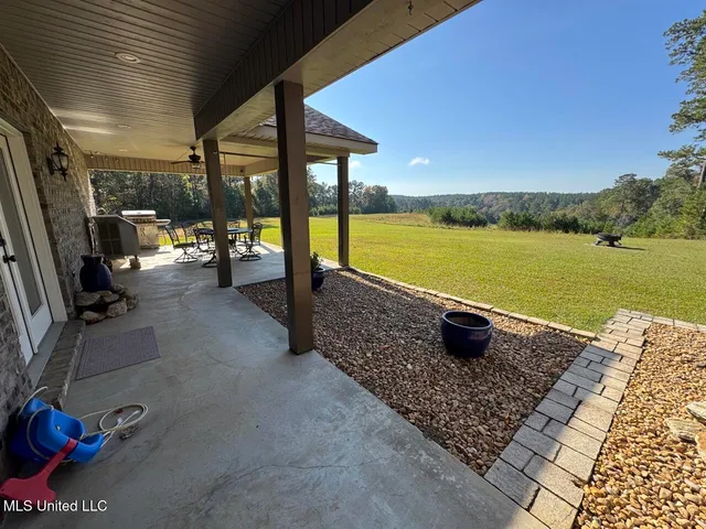 $1,250,000 | 5098 New Hope Road, Gloster, MS 39638