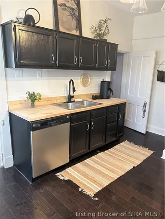 $275,000 | 101-103 East Stansifer Avenue, Clarksville, IN 47129