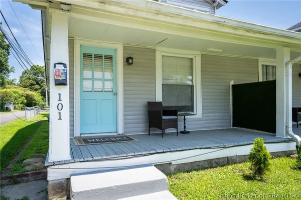$275,000 | 101-103 East Stansifer Avenue, Clarksville, IN 47129