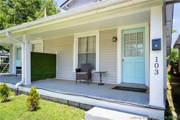 $275,000 | 101-103 East Stansifer Avenue, Clarksville, IN 47129