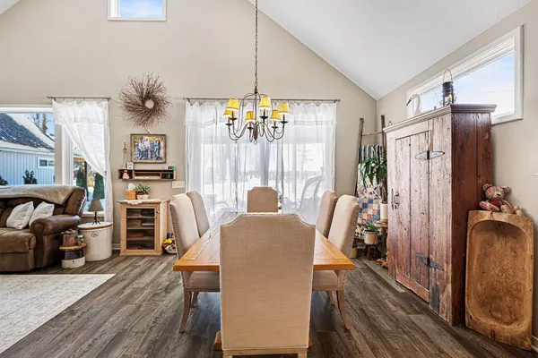 $499,900 | 201 Wildwood Beach Road, Quincy, MI 49082