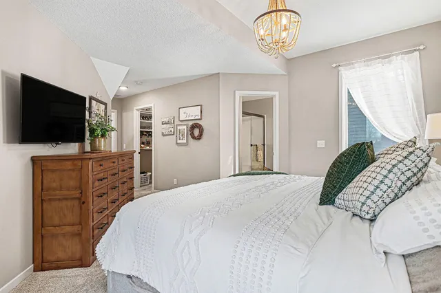 $575,000 | 201 Wildwood Beach Road, Quincy, MI 49082