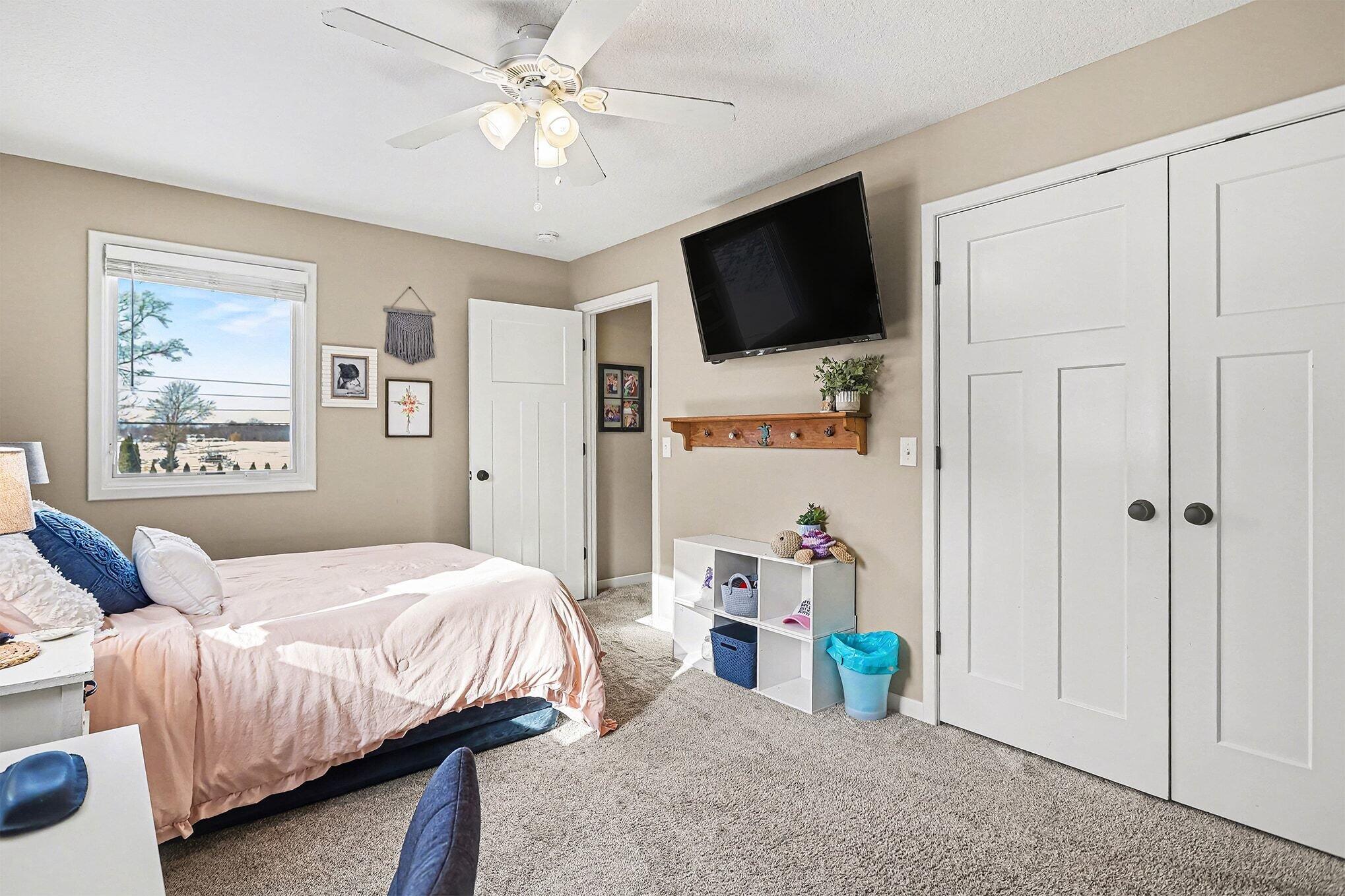 201 Wildwood Beach Road Quincy, MI 49082 - Photo 20 of 30 020_file_2660