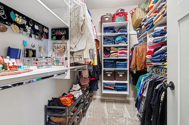 $575,000 | 201 Wildwood Beach Road, Quincy, MI 49082