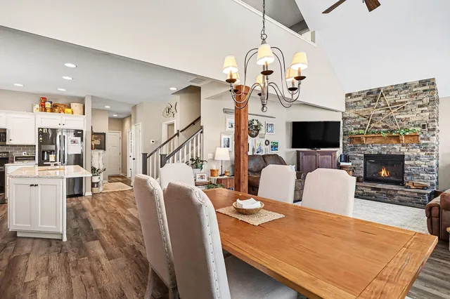 $575,000 | 201 Wildwood Beach Road, Quincy, MI 49082