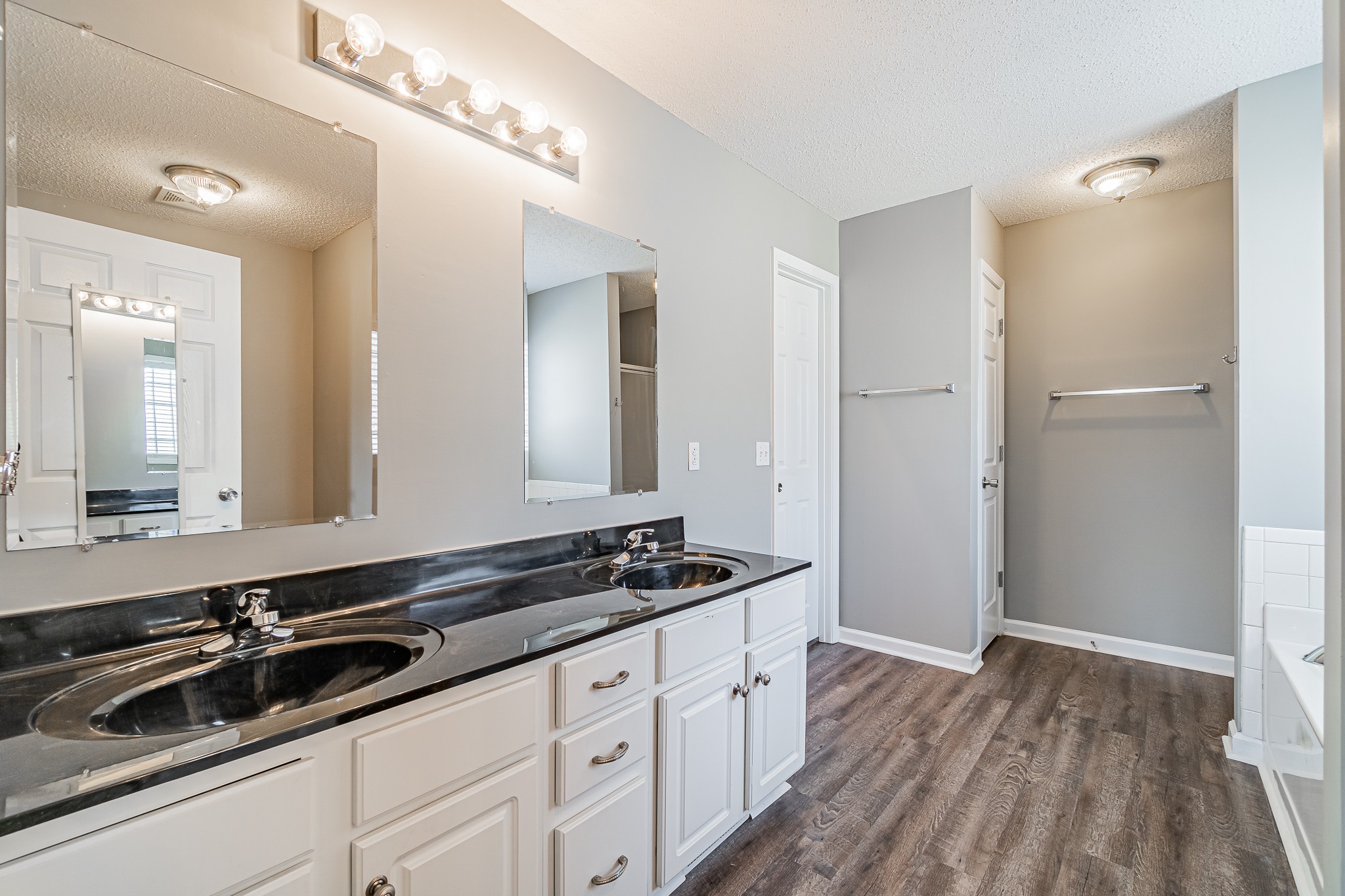 2067 Chester Harris Road Woodlawn, TN 37191 - Photo 14 of 32 Gallery Image 14