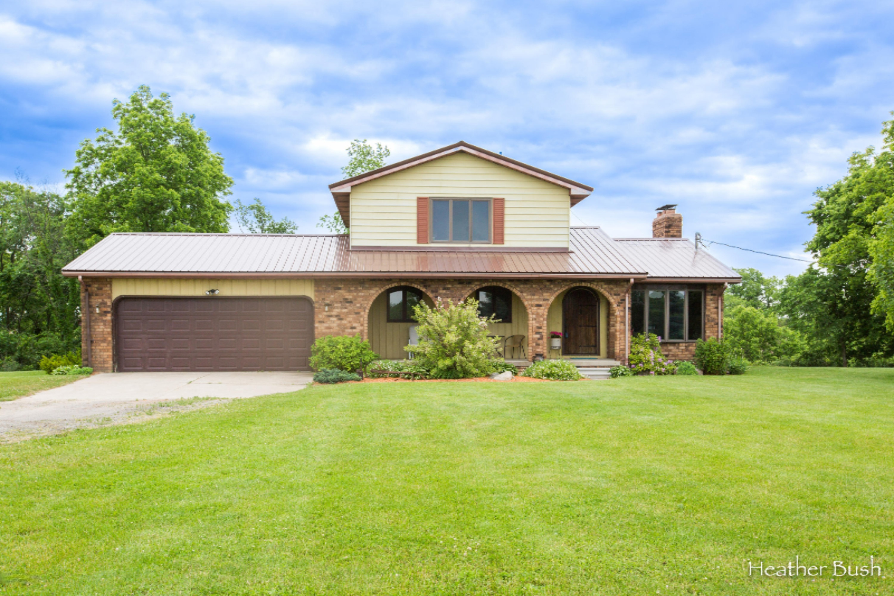 10200 Towner Road Portland, MI 48875 - Photo 2 of 35 10200 Towner Rd-Portland-Bush-1797