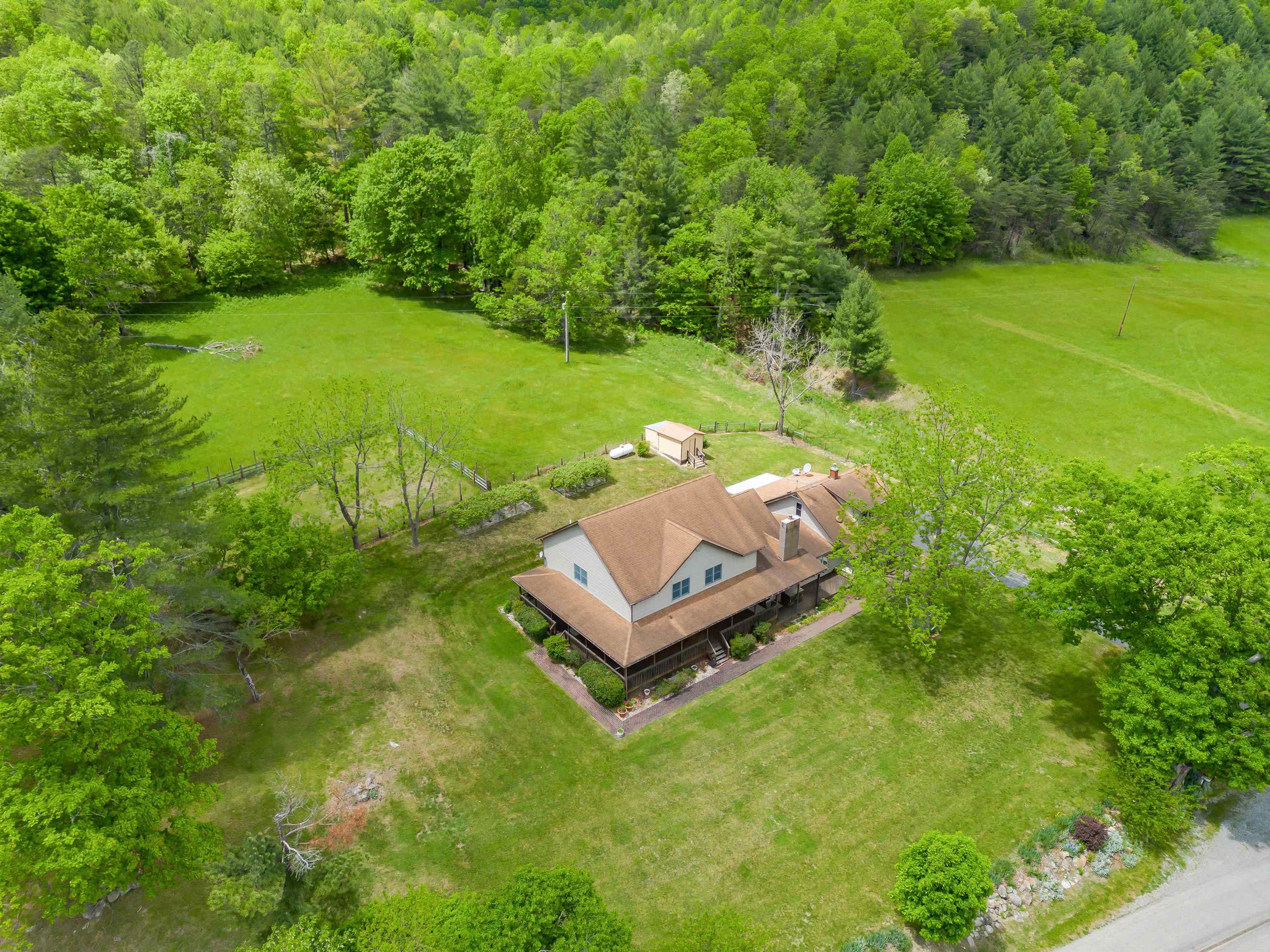 953 Little Creek Road Dublin, VA 24084 - Photo 2 of 124 Gallery Image 2