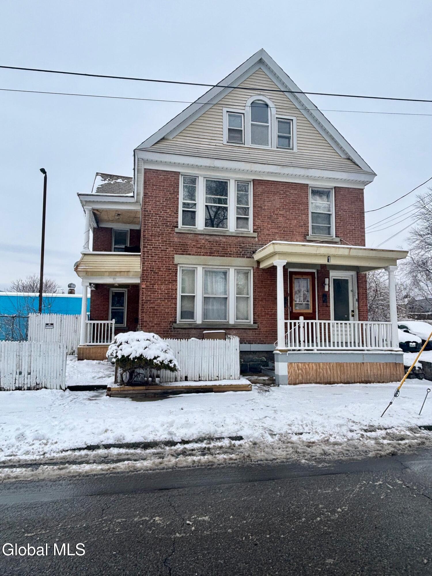 1 Chestnut Street Schenectady, NY 12307 - Photo 2 of 10 IMG_1768