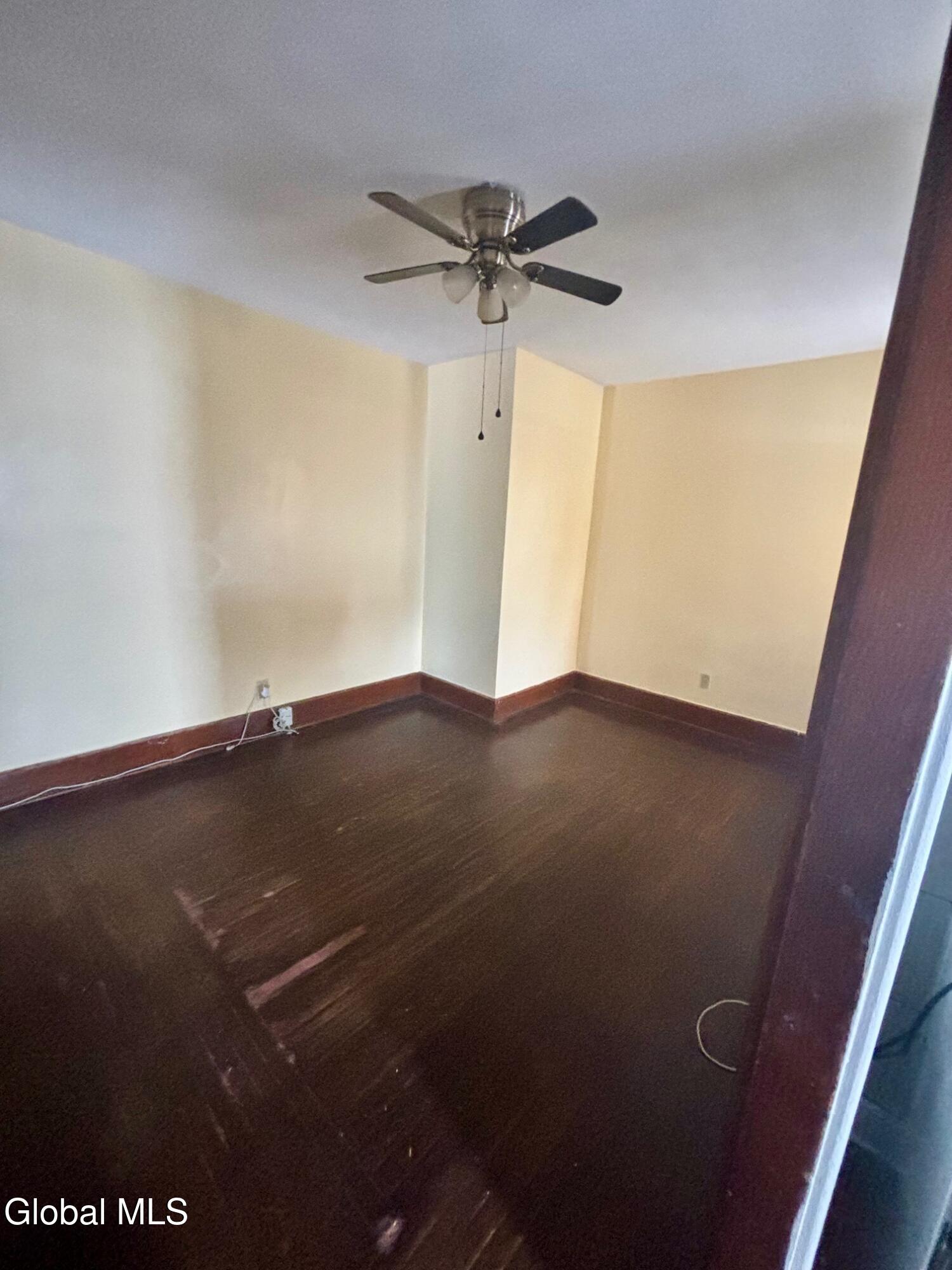 1 Chestnut Street Schenectady, NY 12307 - Photo 4 of 10 IMG_1765