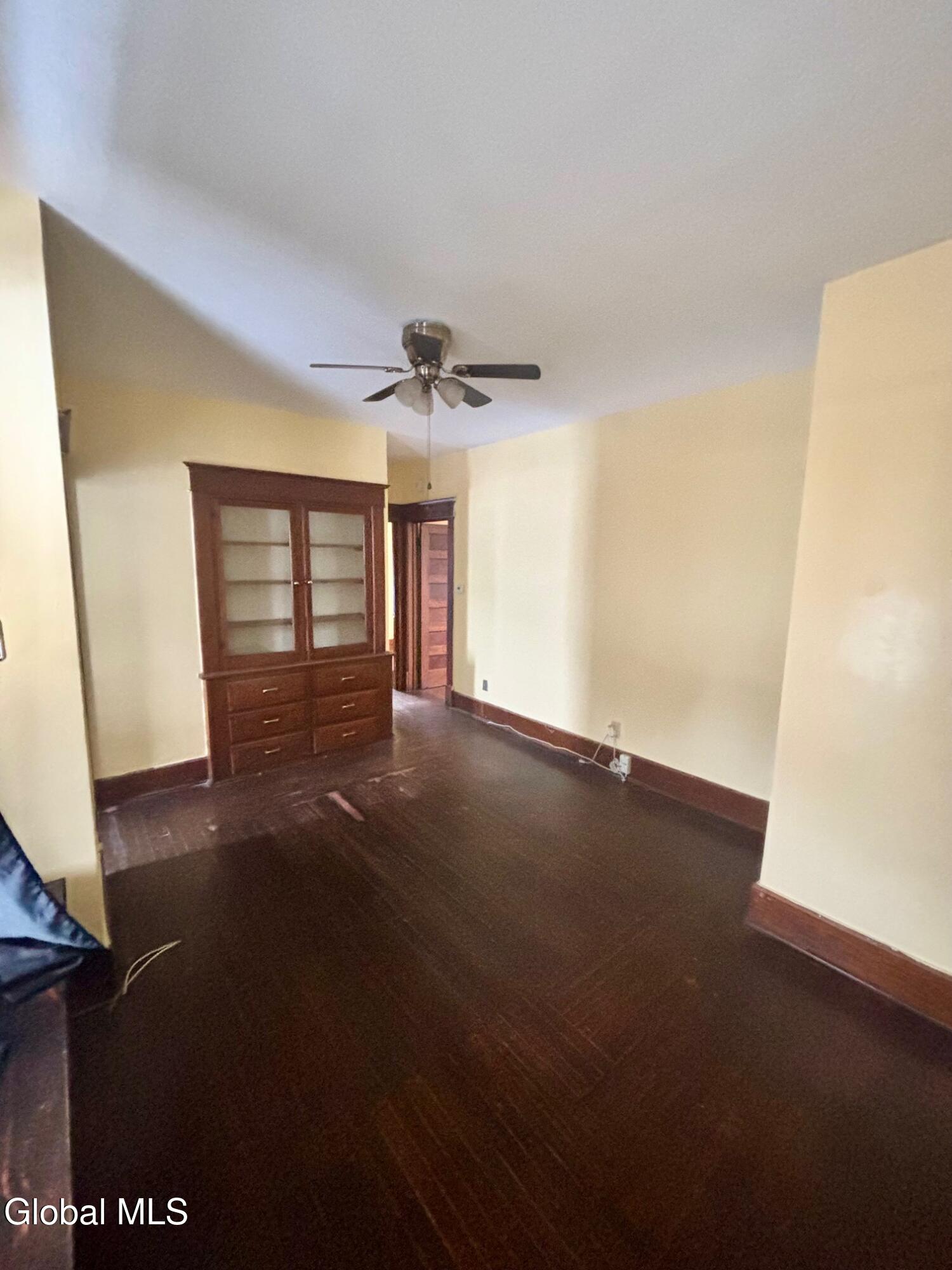 1 Chestnut Street Schenectady, NY 12307 - Photo 5 of 10 IMG_1766