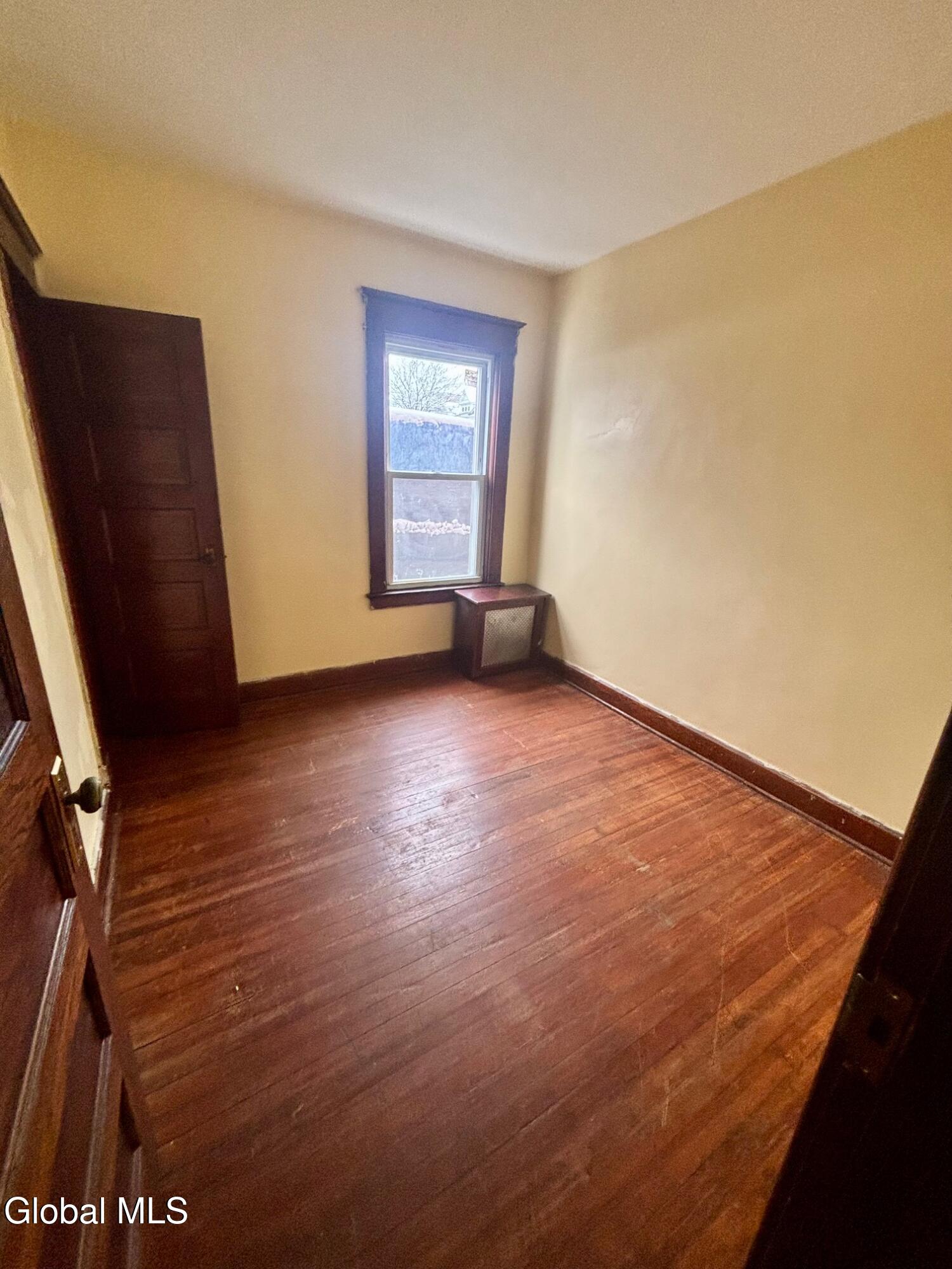 1 Chestnut Street Schenectady, NY 12307 - Photo 6 of 10 IMG_1761