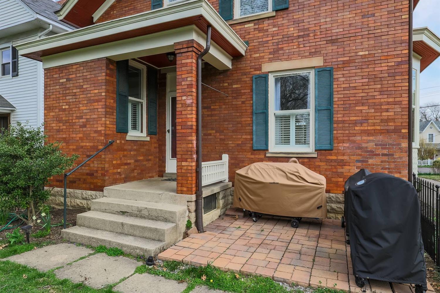 23 East Sharon Road Cincinnati, OH 45246 - Photo 21 of 30