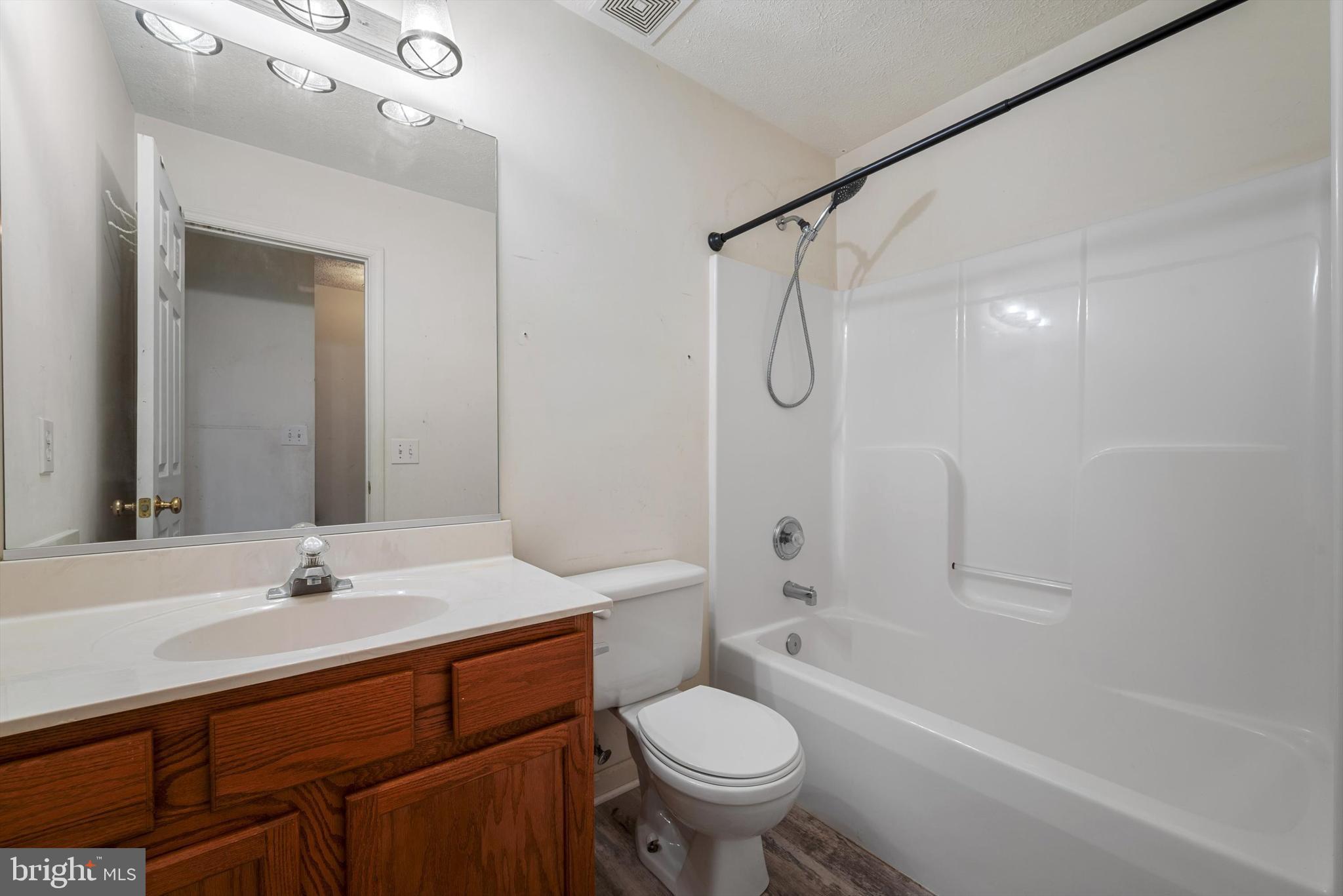 10606 Tidewater Plains Drive Fredericksburg, VA 22408 - Photo 8 of 14