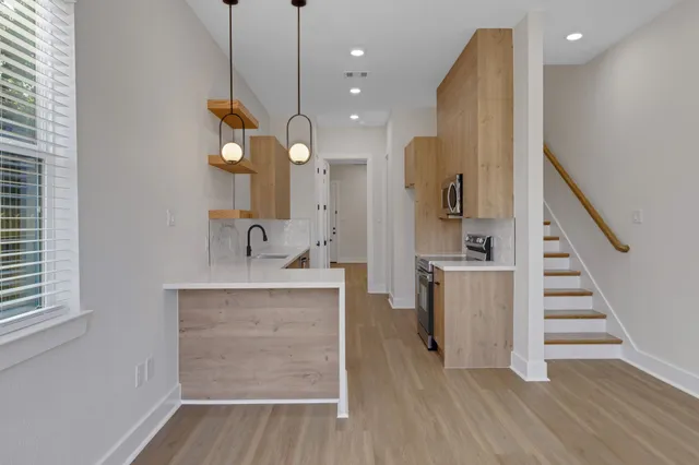 $2,100 | 7962 Ethel Street, Unit A, Houston, TX 77028