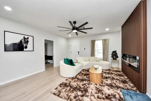 $4,000 | 2811 Winbern Street, Houston, TX 77004