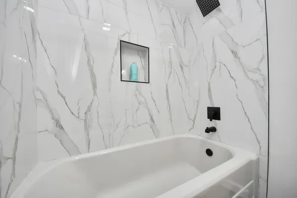 $4,000 | 2811 Winbern Street, Houston, TX 77004